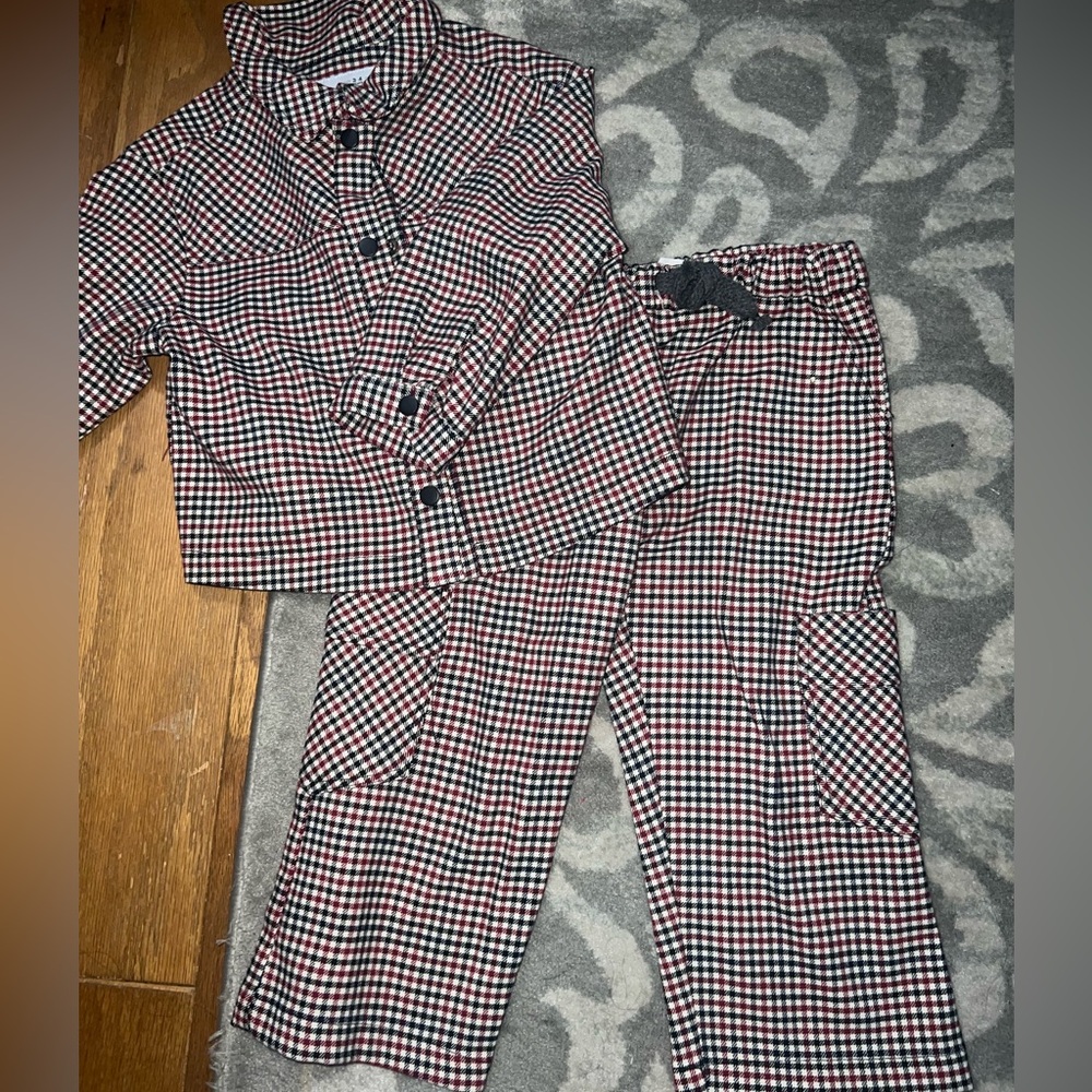 Toddler Girl Zara Plaid trouser outfit with Red and Black Pattern